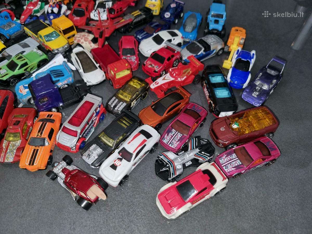 Hot wheels modeliukai mašinelės žaislai modeliai į - nuotraukos Nr. 2