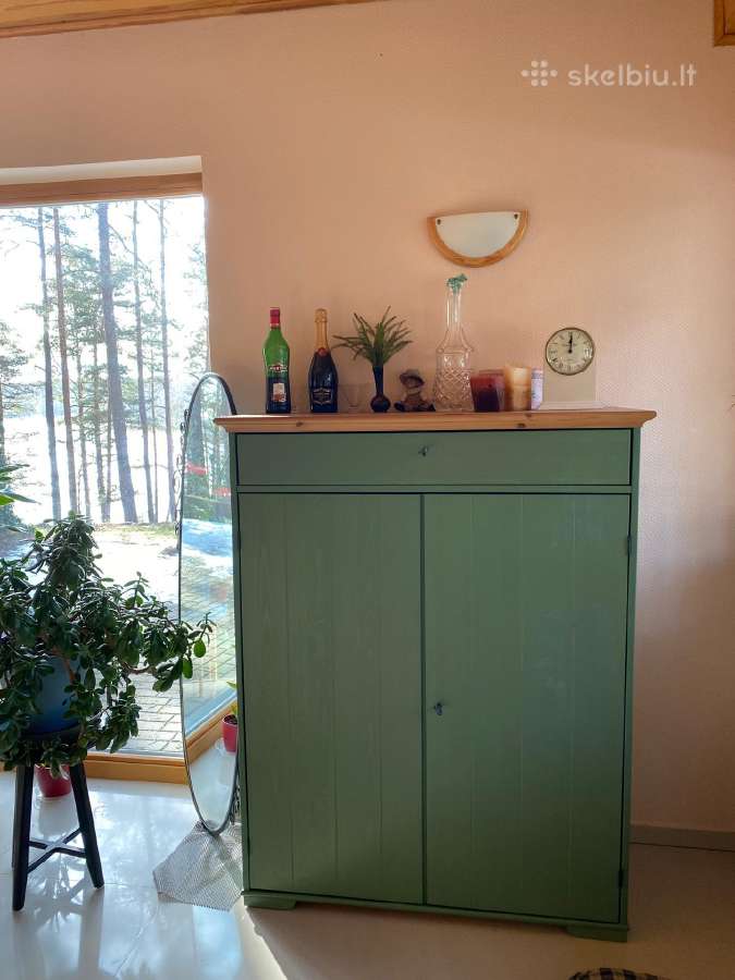 Natūralaus medžio komoda