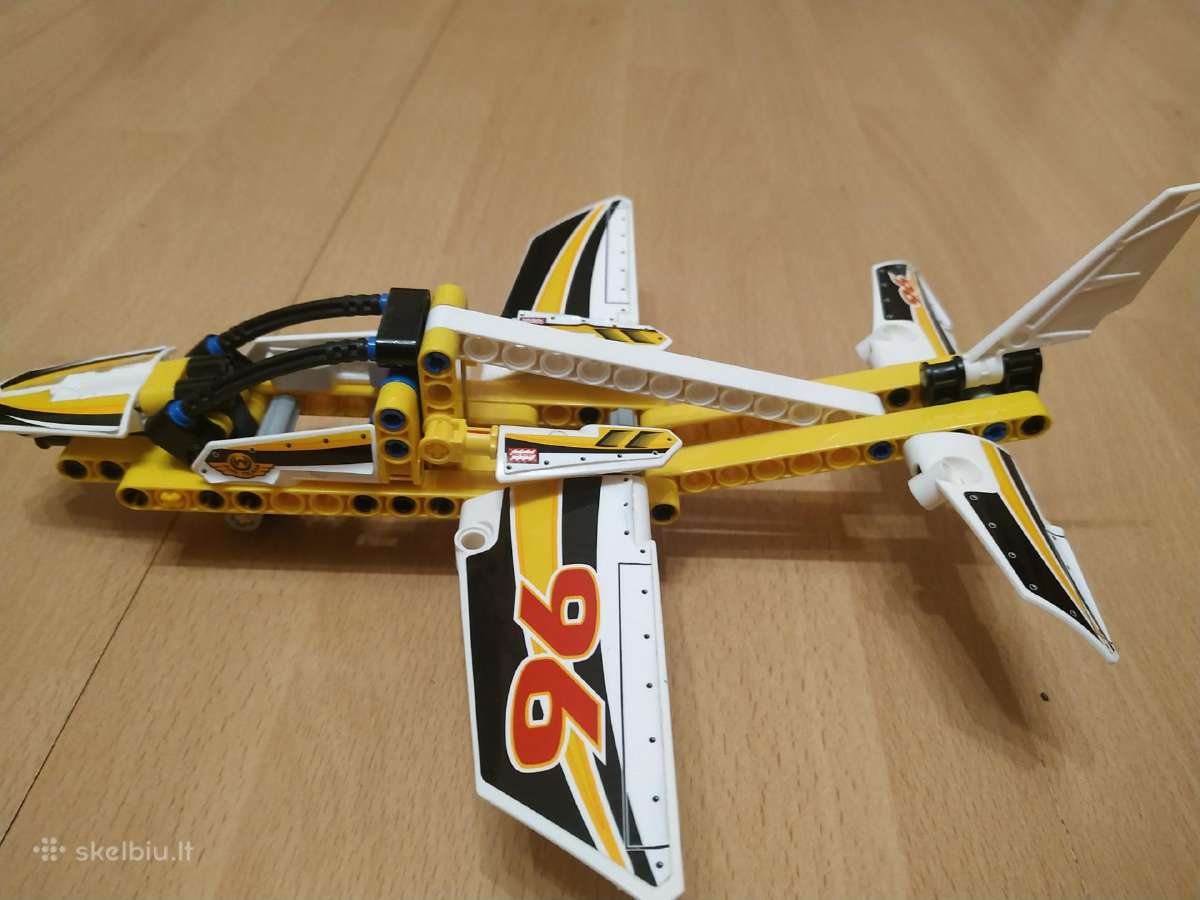 Lego technic 42044 lėktuvas - nuotraukos Nr. 3
