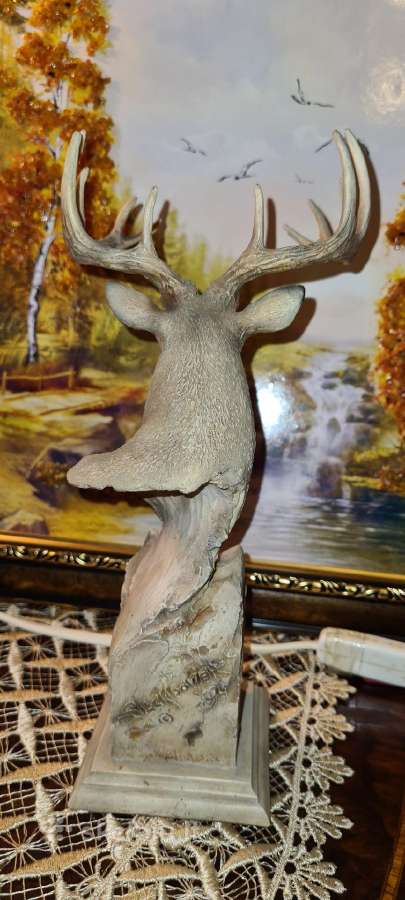 Parduodu Elnio biusto statulelie - nuotraukos Nr. 11