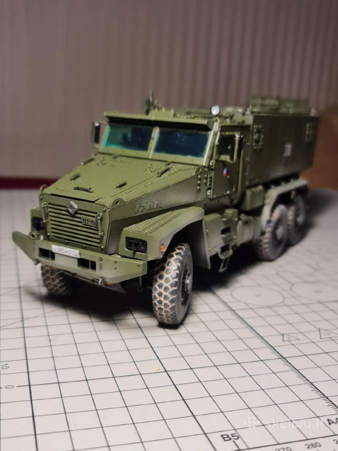 Parduodu suklijuota plastikini modeliuka 1/35 - nuotraukos Nr. 4
