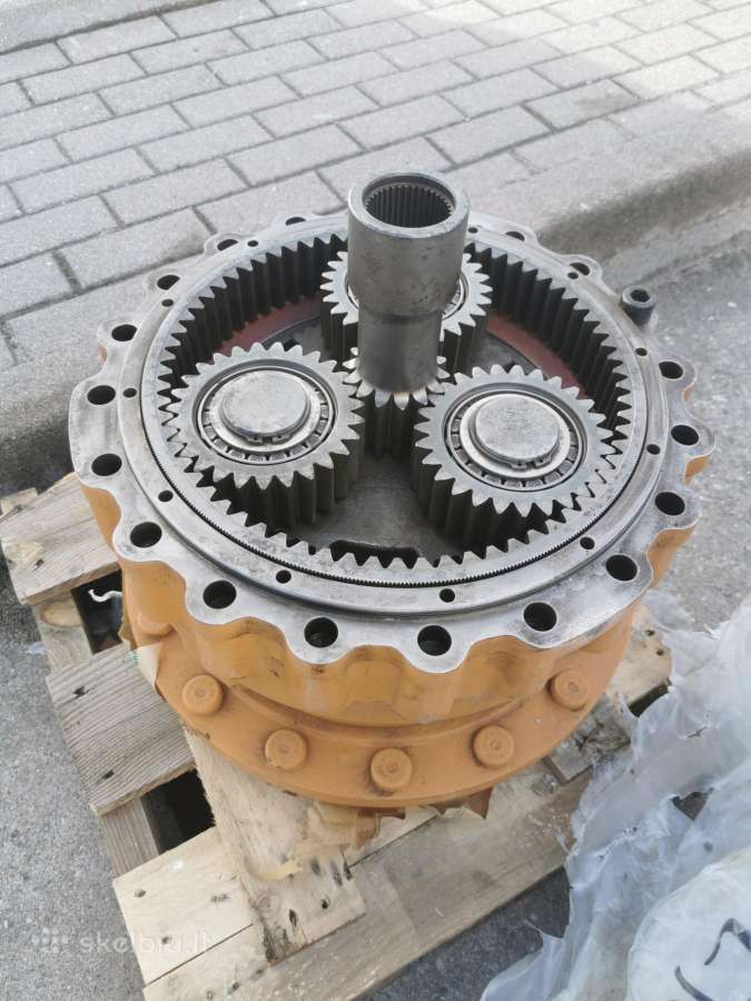 Case, Newholland, Kobelco šoninė pavara