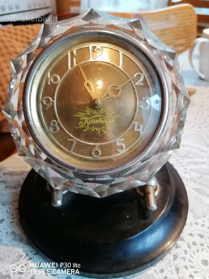Laikrodis stalinis Kristal