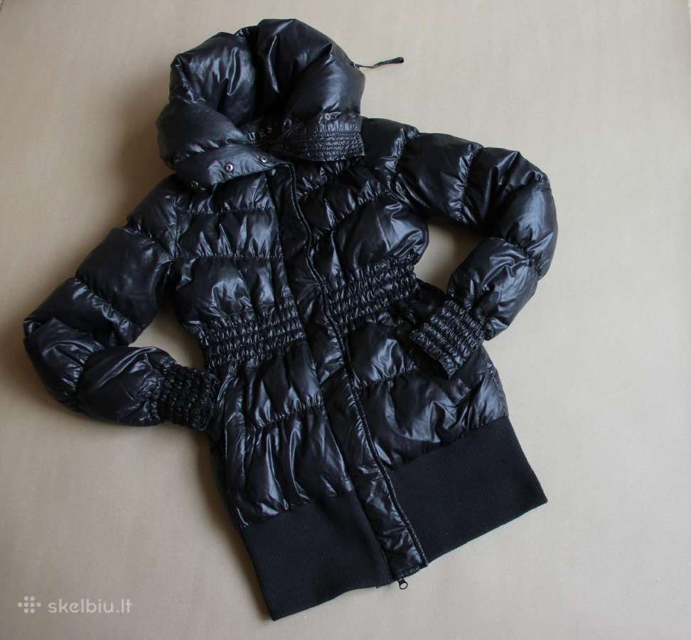 Guess Xs pūkinė