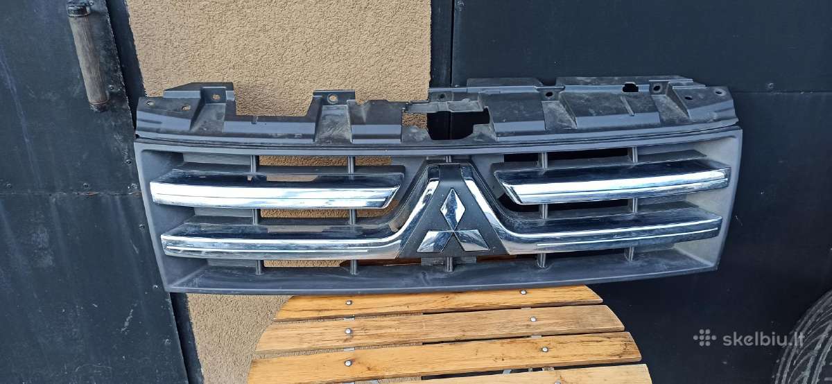 Mitsubishi Pajero Iv groteles