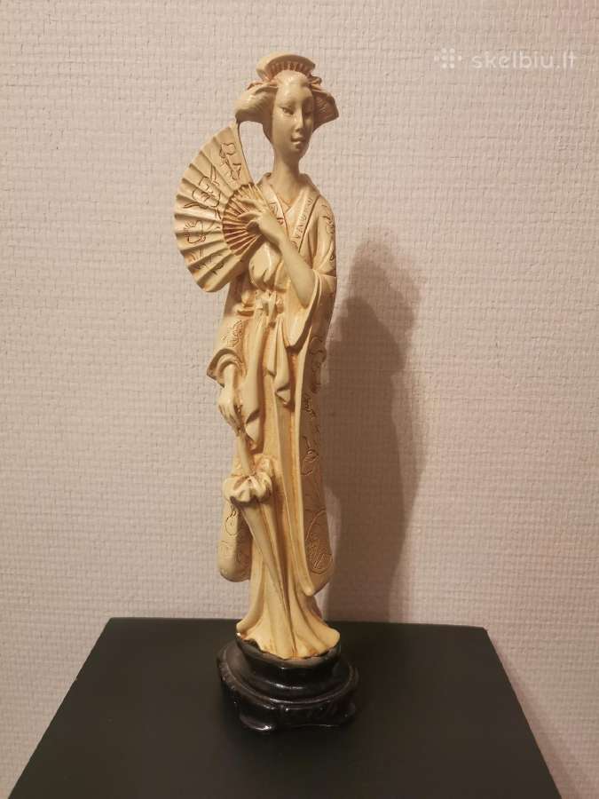 Kiniete