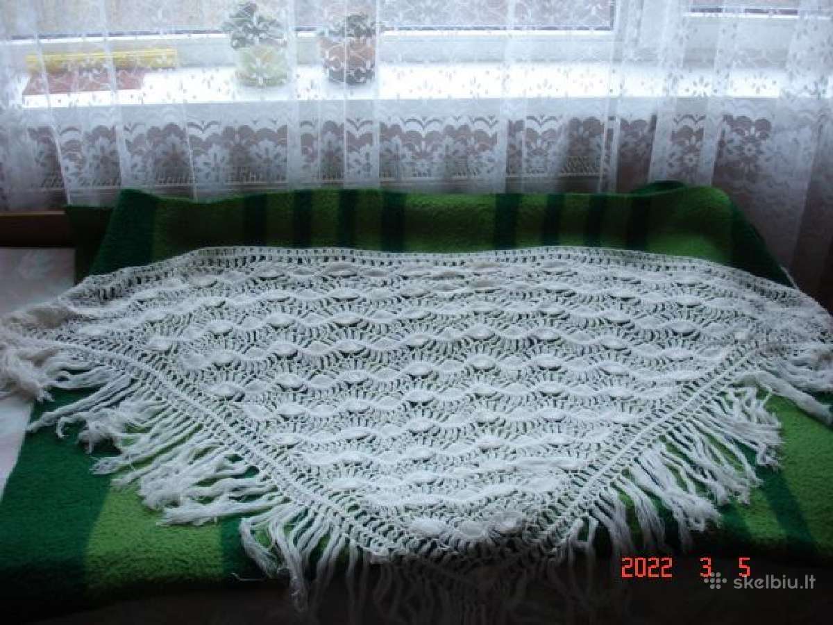 Moteriška skarelė-nauja