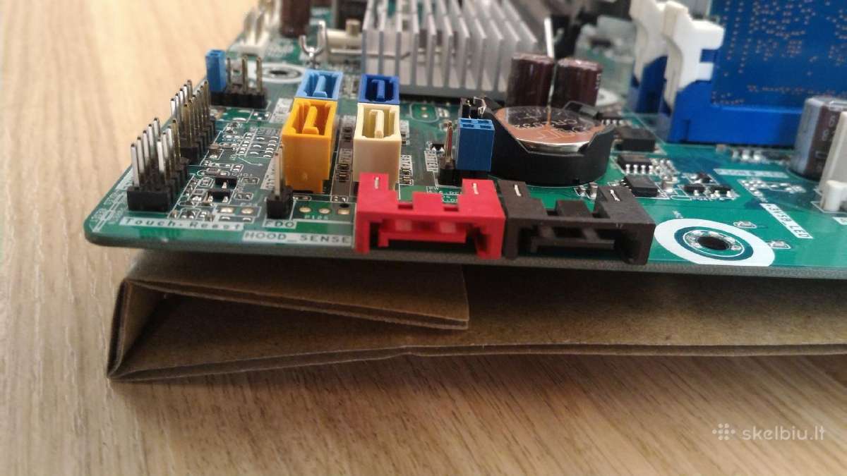 Motininė+cpu+RAM+HDD+maitinimo blokas - nuotraukos Nr. 6