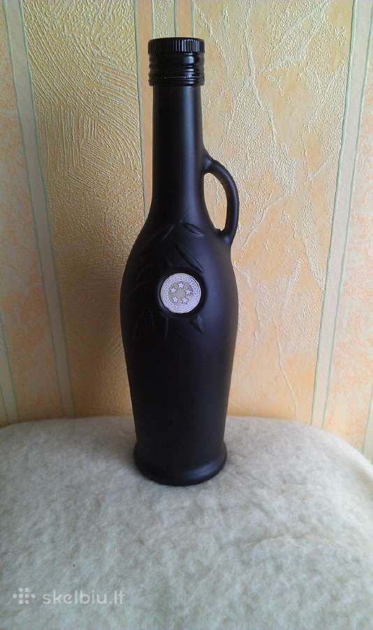 kaina 2.95 eur + siuntimas