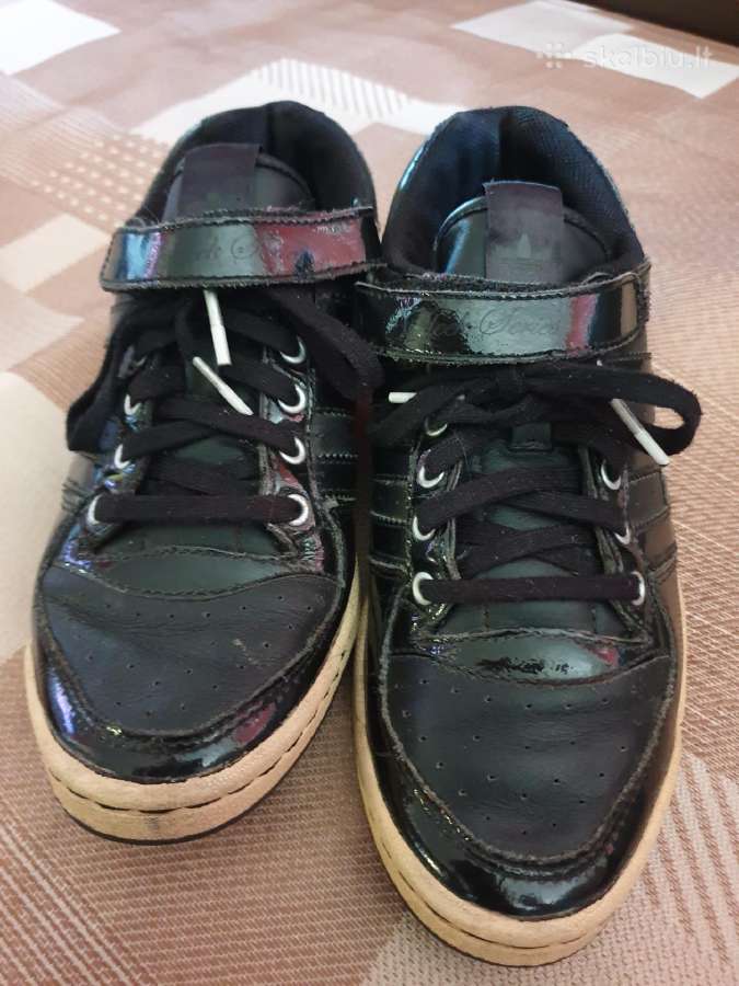 Adidas kedukai