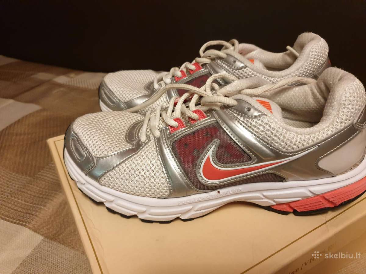 Nike moteriški kedai - nuotraukos Nr. 4