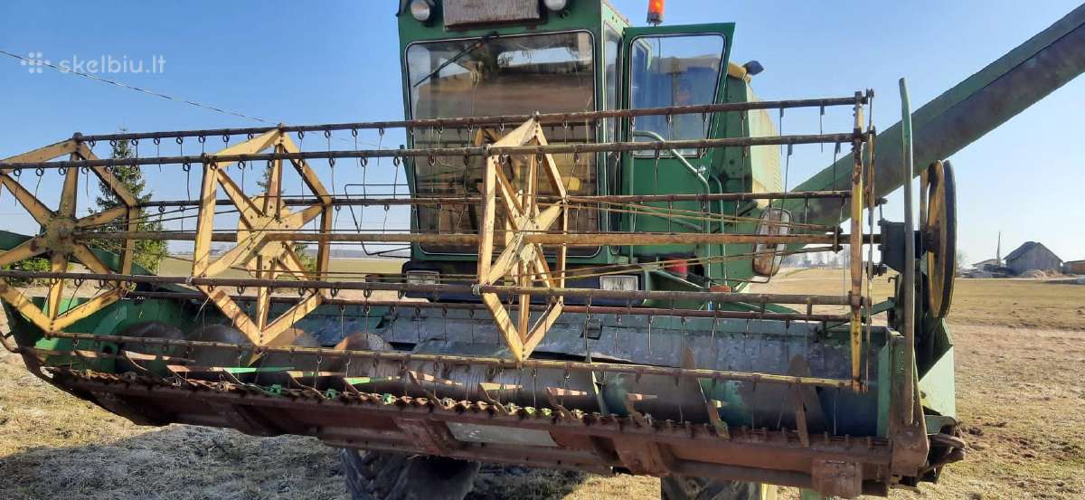 Kombainas John Deere 965 ardomas dalimis - nuotraukos Nr. 3