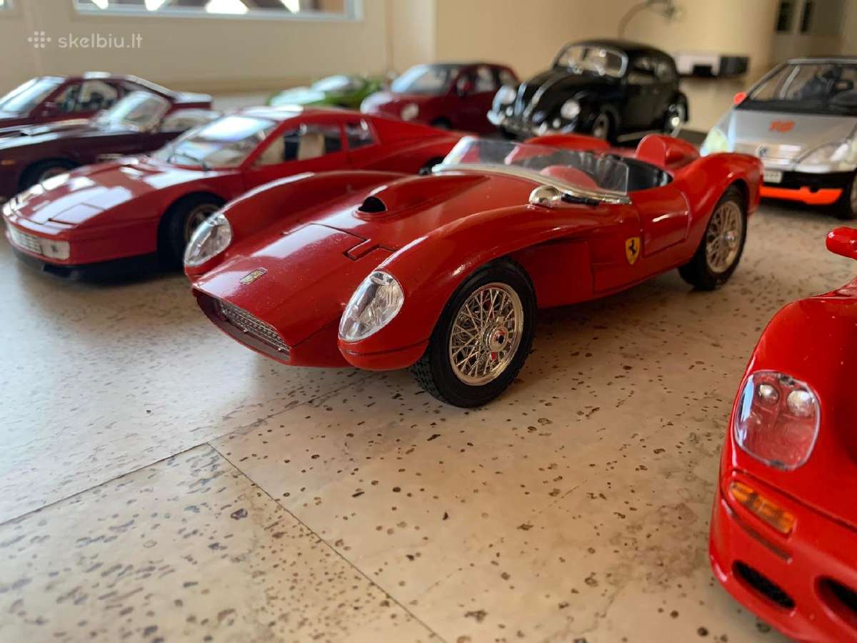 Modeliai 1:18 Bmw Vw Ferrari Porsche Fiat - nuotraukos Nr. 5