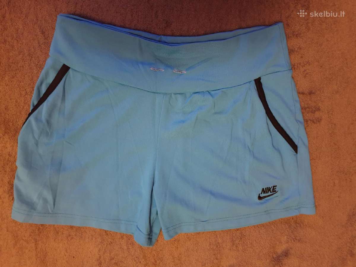 Nike šortukai