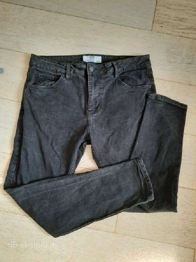 Juodi Bershka džinsai