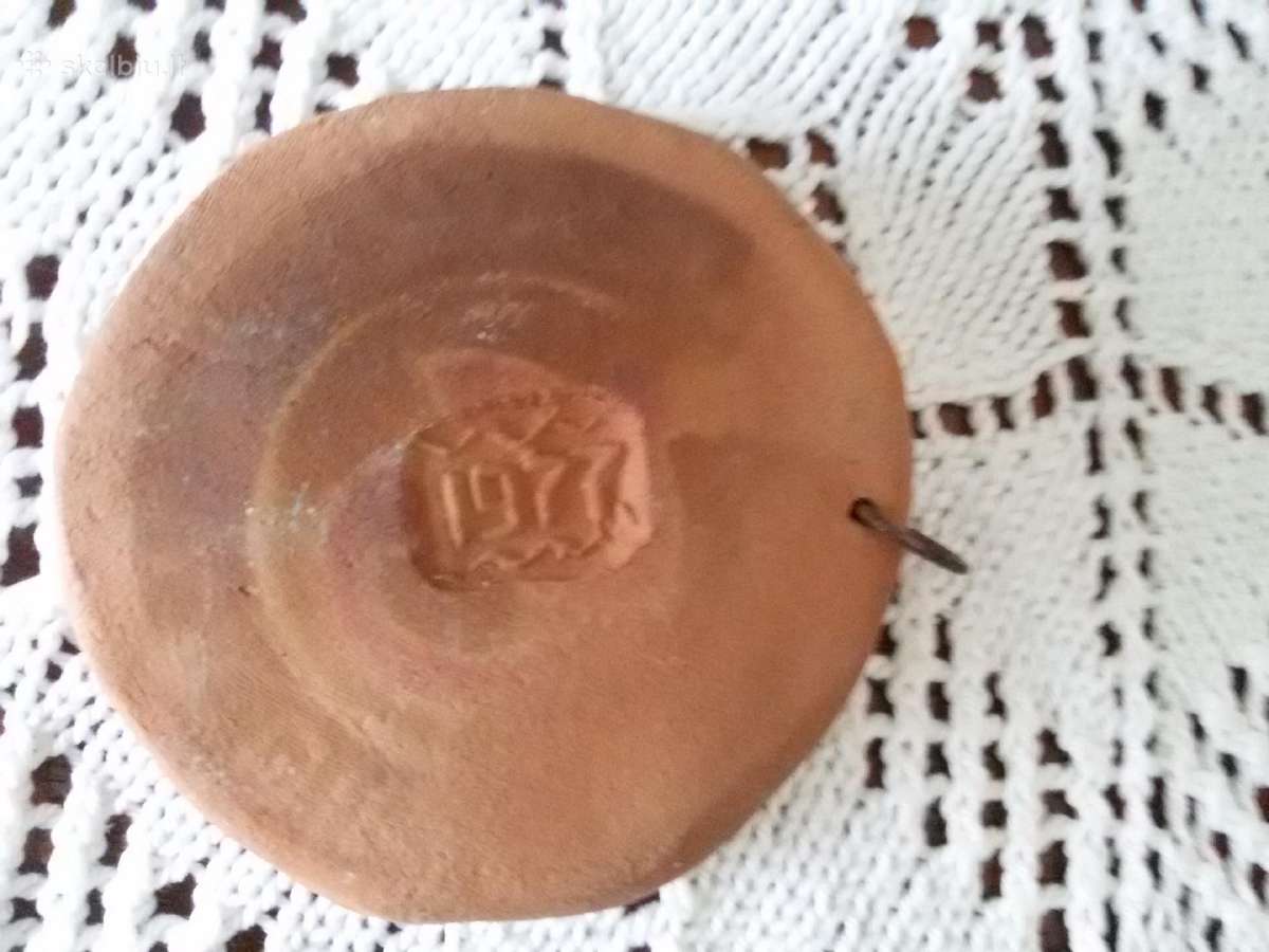 Senesnių laikų proginiai, moliniai medaliai - nuotraukos Nr. 15