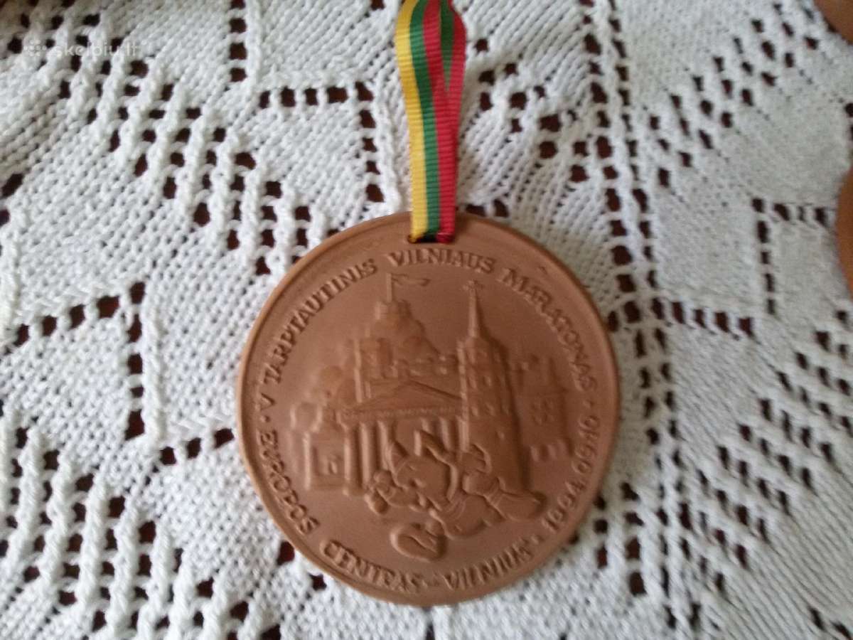 Senesnių laikų proginiai, moliniai medaliai - nuotraukos Nr. 23