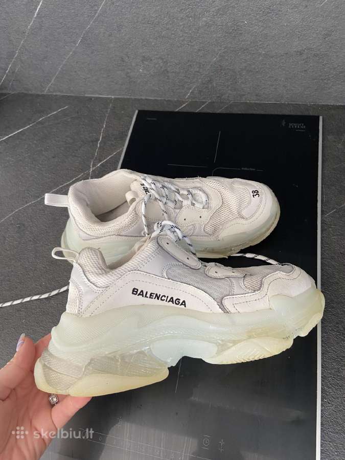 size 6 in balenciaga