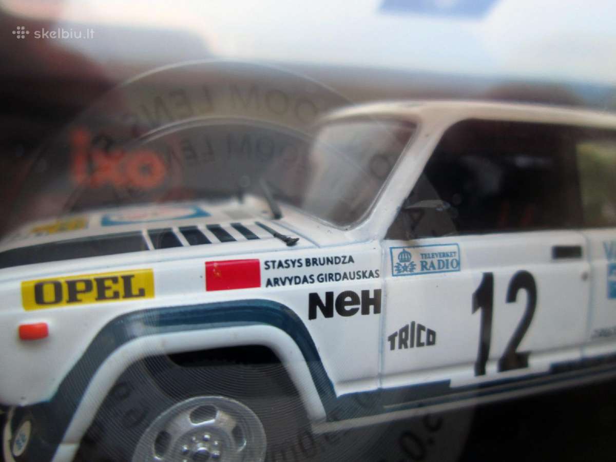 Lada 2105 Vfts #12 Brundza- Girdauskas Ixo 1983 - nuotraukos Nr. 4