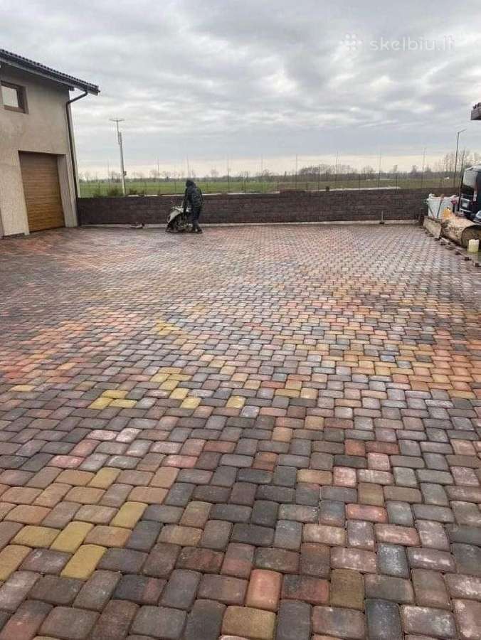 Trinkelių klojimas, žemių lyginimas,bobcat nuoma - nuotraukos Nr. 9
