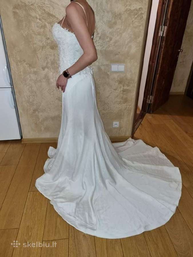 Vestuvinė suknelė