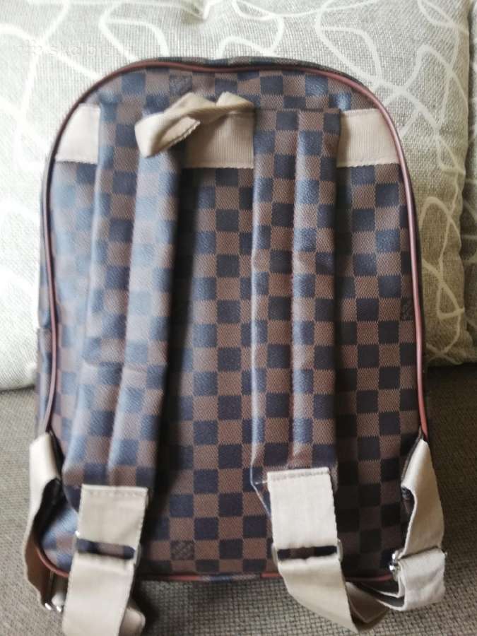 Parduodu nauja Louis Vuitton kuprine - nuotraukos Nr. 3