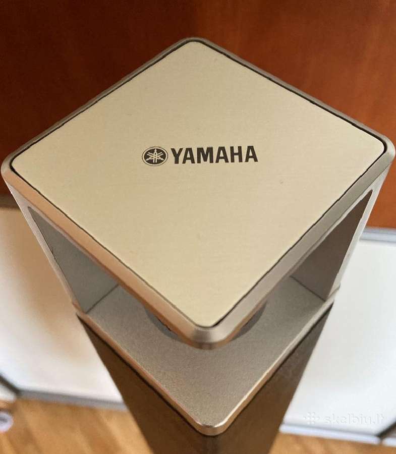 Yamaha Lsx-700 garso sistema su apšvietimu