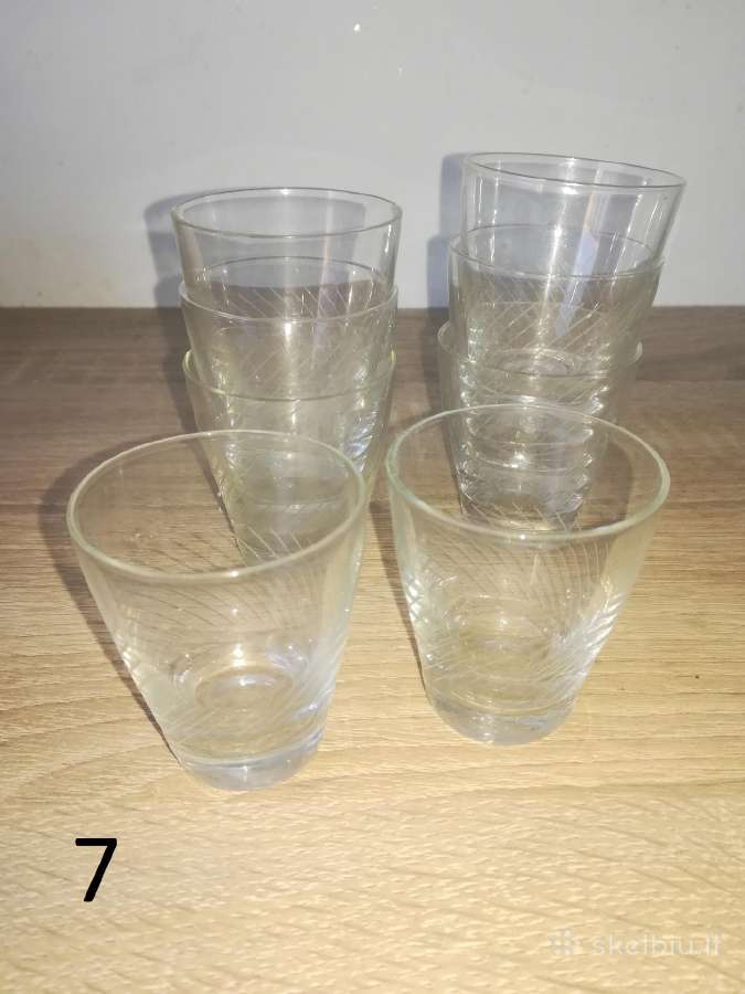 Vintažinės taurės, stikliukai, grafinas - nuotraukos Nr. 4