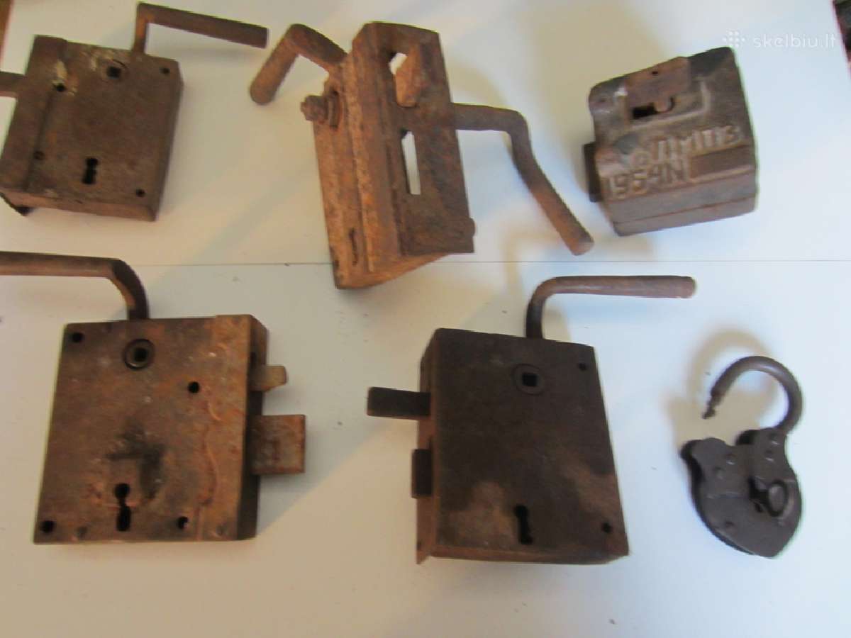 Antikvarines ir tarybines spynos,siurblys,spaustuv - nuotraukos Nr. 6