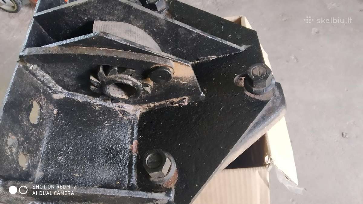 Mechaninės pavarų dėžės kulisė, atsarginio rato pa - nuotraukos Nr. 4