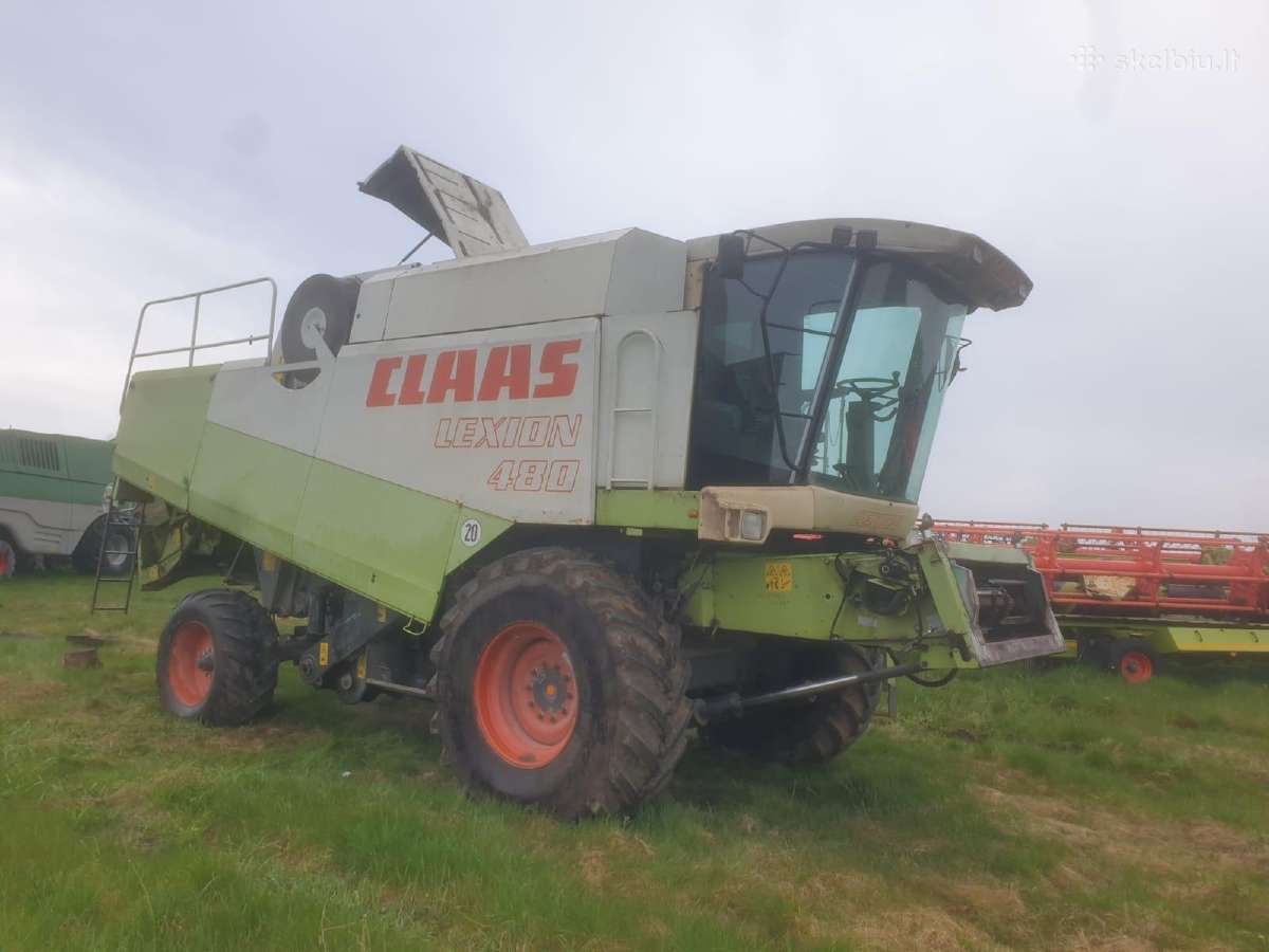 Kombainas Claas Lexion 480 ardomas dalimis - nuotraukos Nr. 7