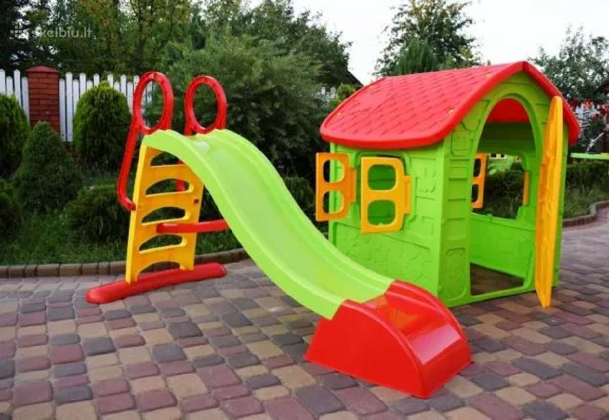 Komplektas „pasaka“ 2in1 – namelis + čiuožykla