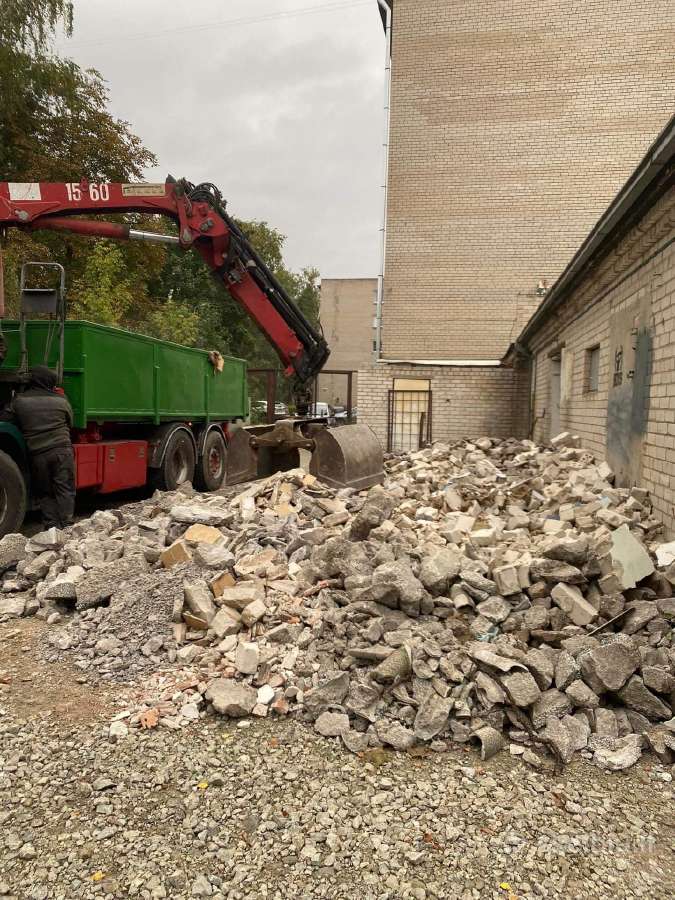 Fiskaras savivartis nuoma zvyras smelis skalda - nuotraukos Nr. 2