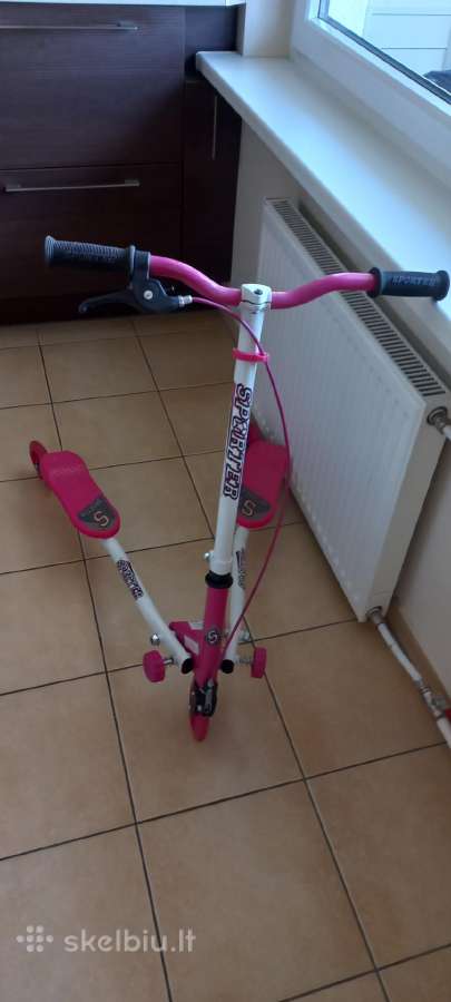 Triratis paspirtukas Scooter - nuotraukos Nr. 2