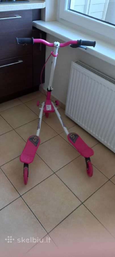 Triratis paspirtukas Scooter - nuotraukos Nr. 3