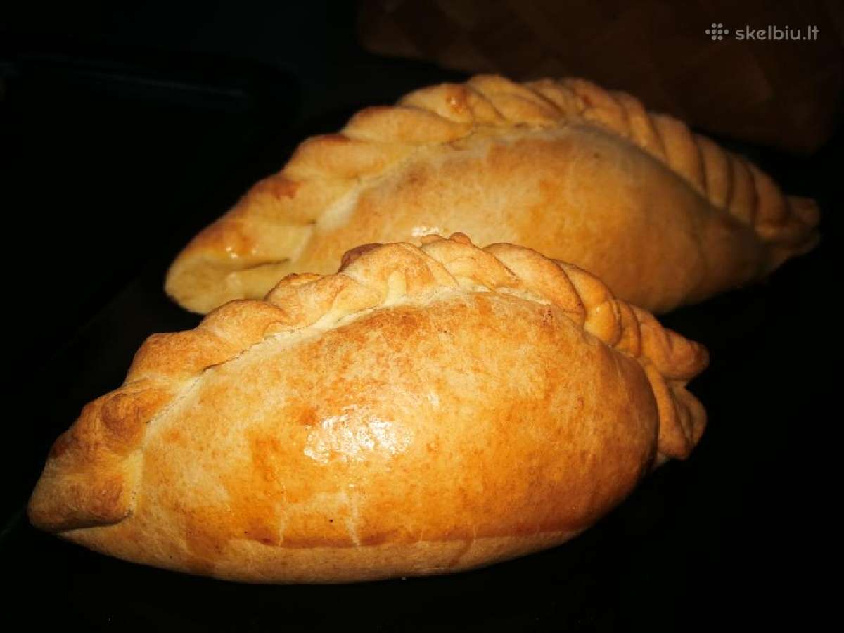 Dideli kibinai ir maži kibinukai (55g.) šimtalapis