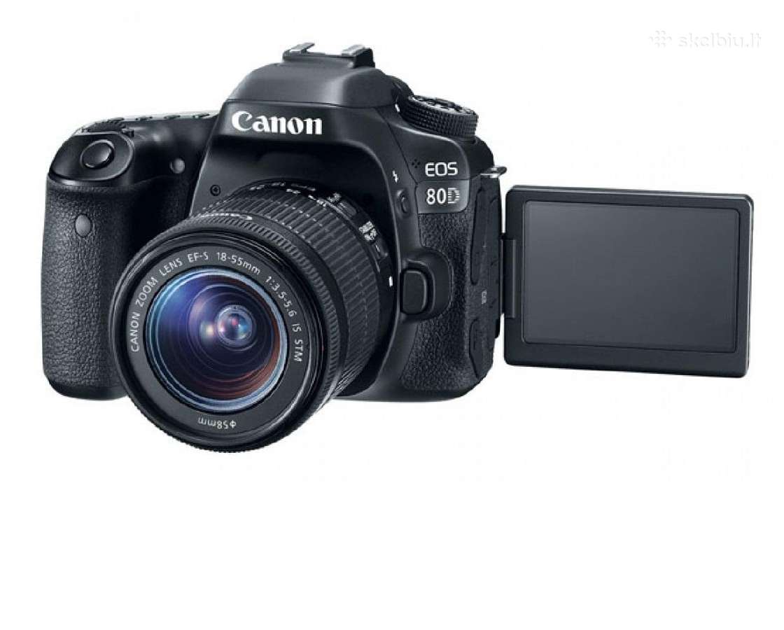 Canon EOS 80d + Efs 18-55mm - 690eur.