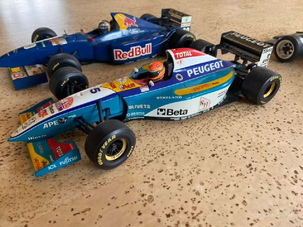 F1 bolidai Minichamps ir Onyx, po 30 eur 1:18. Gal - nuotraukos Nr. 7