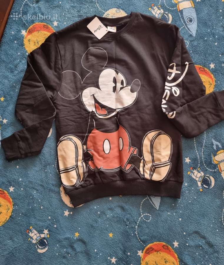 Disney dzemperis su mikiu