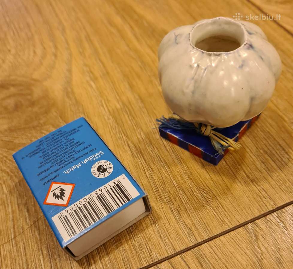 Vintažinis krapštukų dėklas