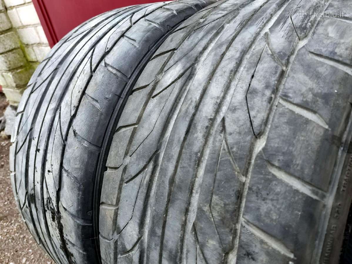 Parduodu vasarines Nitto Nt555 275 40 R18 padangas - nuotraukos Nr. 2