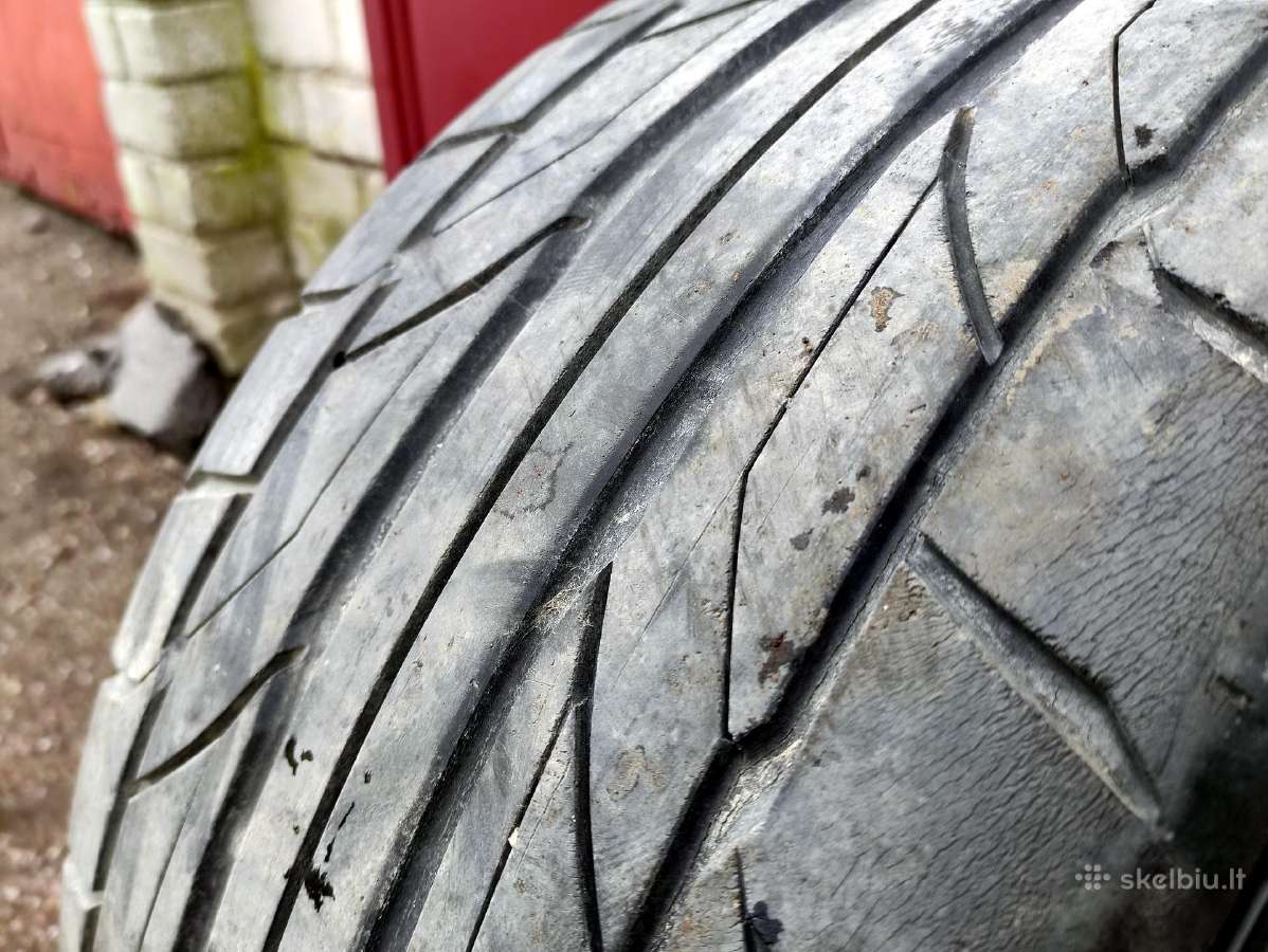 Parduodu vasarines Nitto Nt555 275 40 R18 padangas - nuotraukos Nr. 3