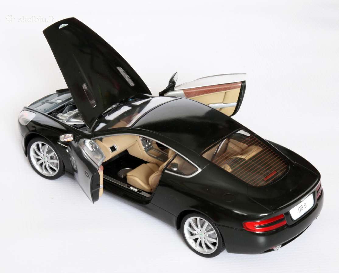 Aston Martin Db9 1:18 - nuotraukos Nr. 2