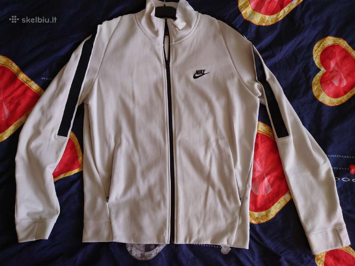 Vyriškas treningas Nike.