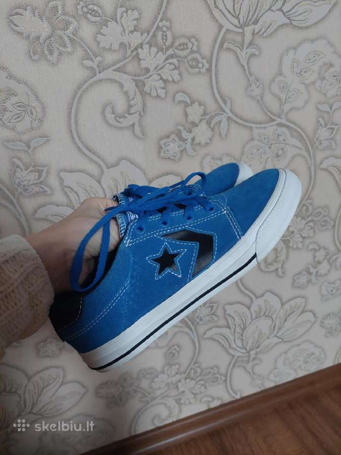 Converse natūralios odos
