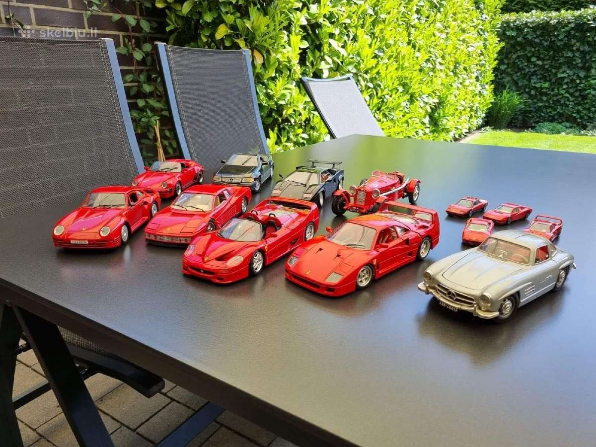 1:18 kolekciniai modeliai mercedes ferrari lambo
