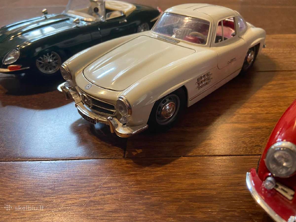 Modeliai 1:18 Jaguar E Type porsche 356b mercedes - nuotraukos Nr. 3