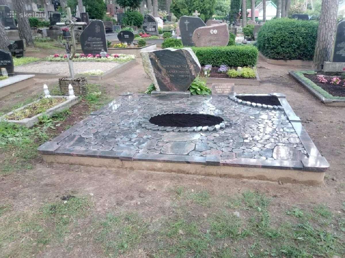 Aleksoto paminklai, dengimas akmens plokštėmis - nuotraukos Nr. 27
