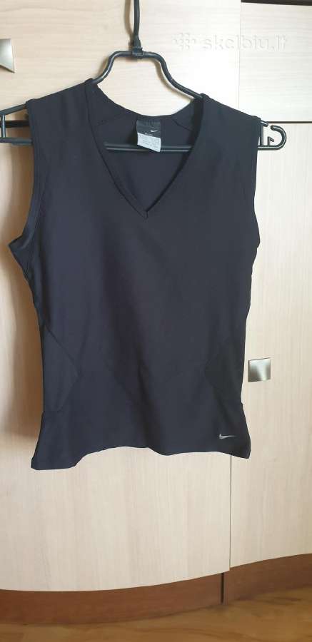 Daug.ivairiu spalvu.maikutes adidas ,nike s,sm,m