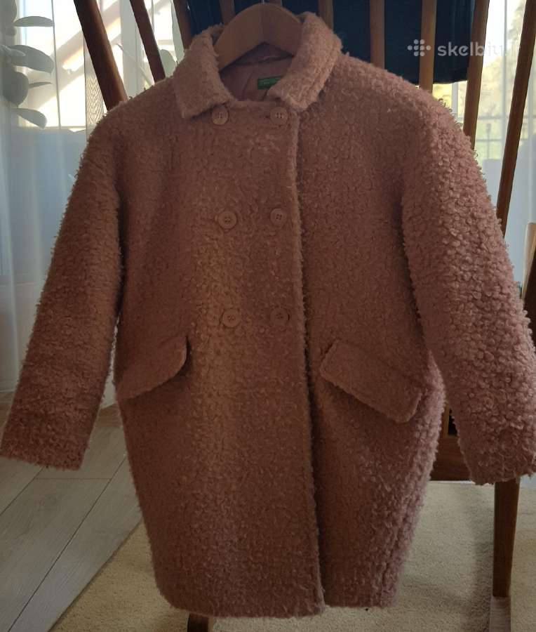 Benetton paltukas 140cm